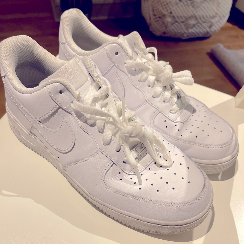 Nike Air Force 1 White size 10.5
